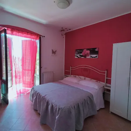 Raggio Di Sole Nonna Giovina Castellabate